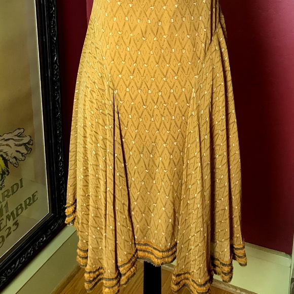 Max Studio Special Edition - Asymmetric - Picture 6 of 8